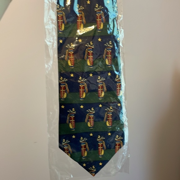 Tommy Hilfiger Golf Bag With Clubs and Stars Italian Silk Striped Necktie Tie - Picture 1 of 13